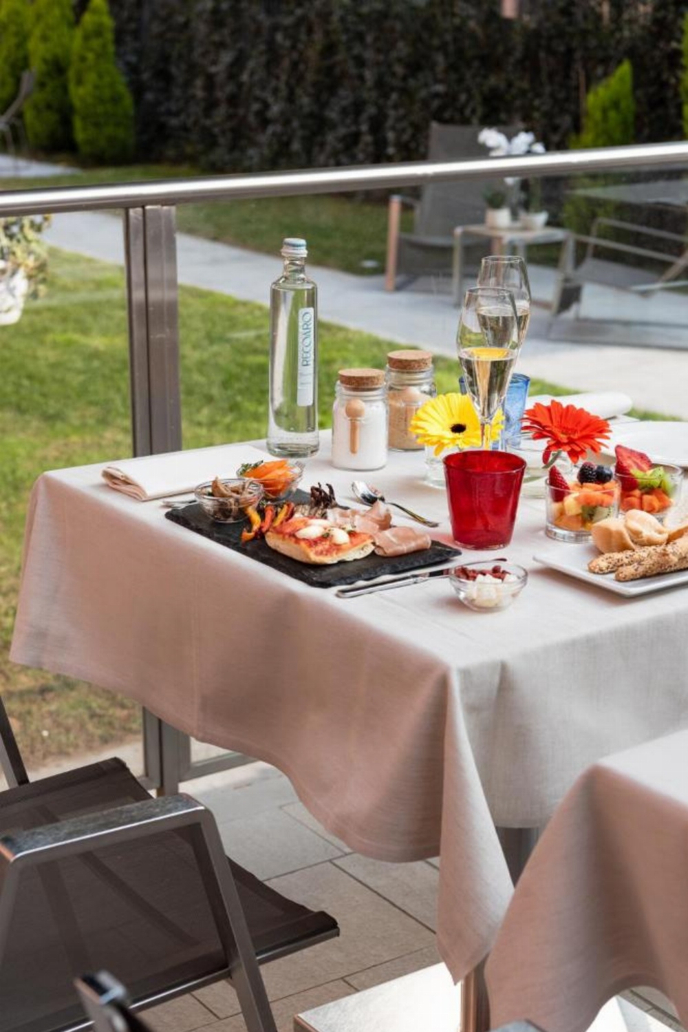 Carnival Palace Hotel